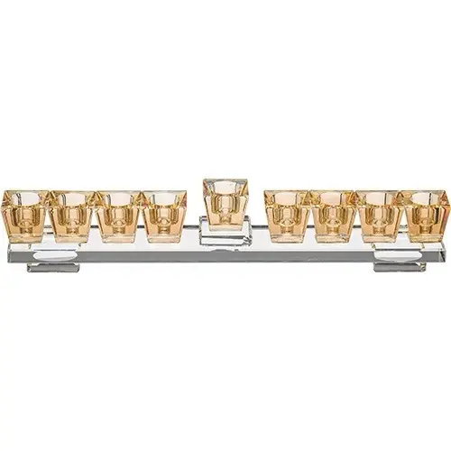 חנוכייה קריסטל מהודרת עם בסיס 7x28